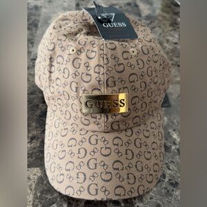 Guess Fashion Hat